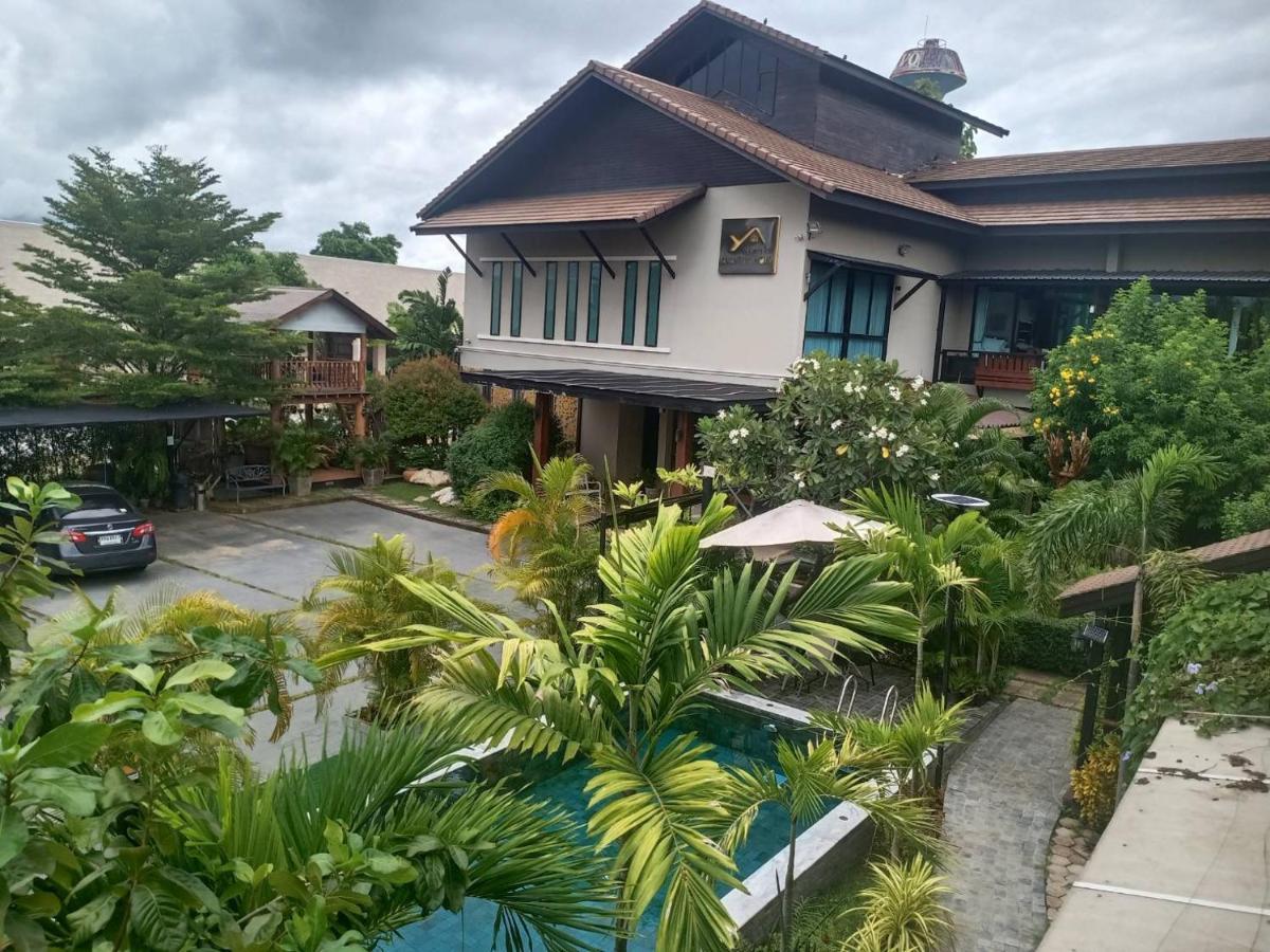 Anantaya Home Phrae Exteriér fotografie